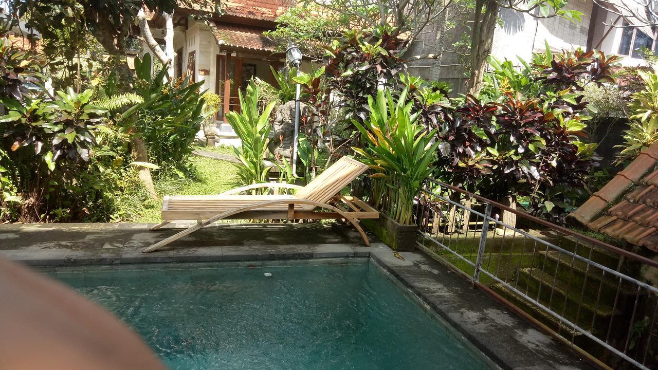 Pondok Loris Guest House Ubud  Exterior photo